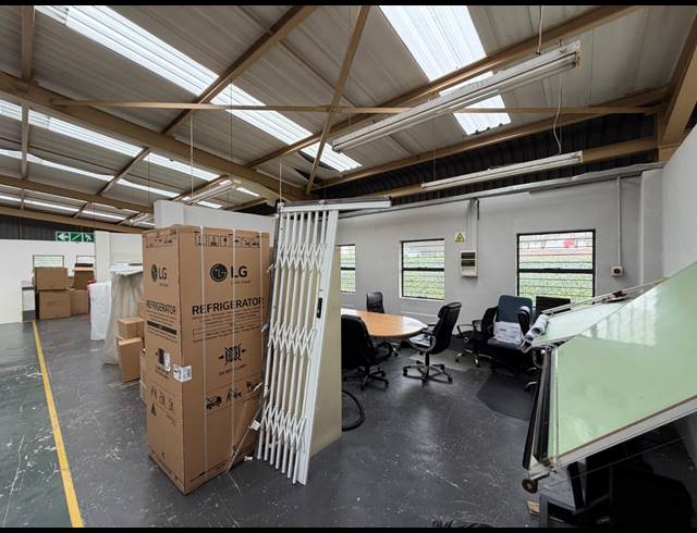1,677M² WAREHOUSE TO LET IN RANDJESPARK